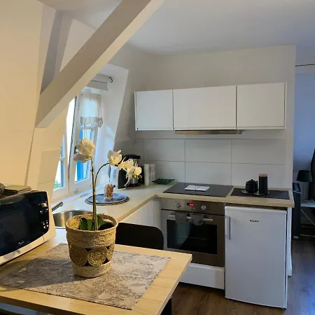Coquet Centre Apartman *